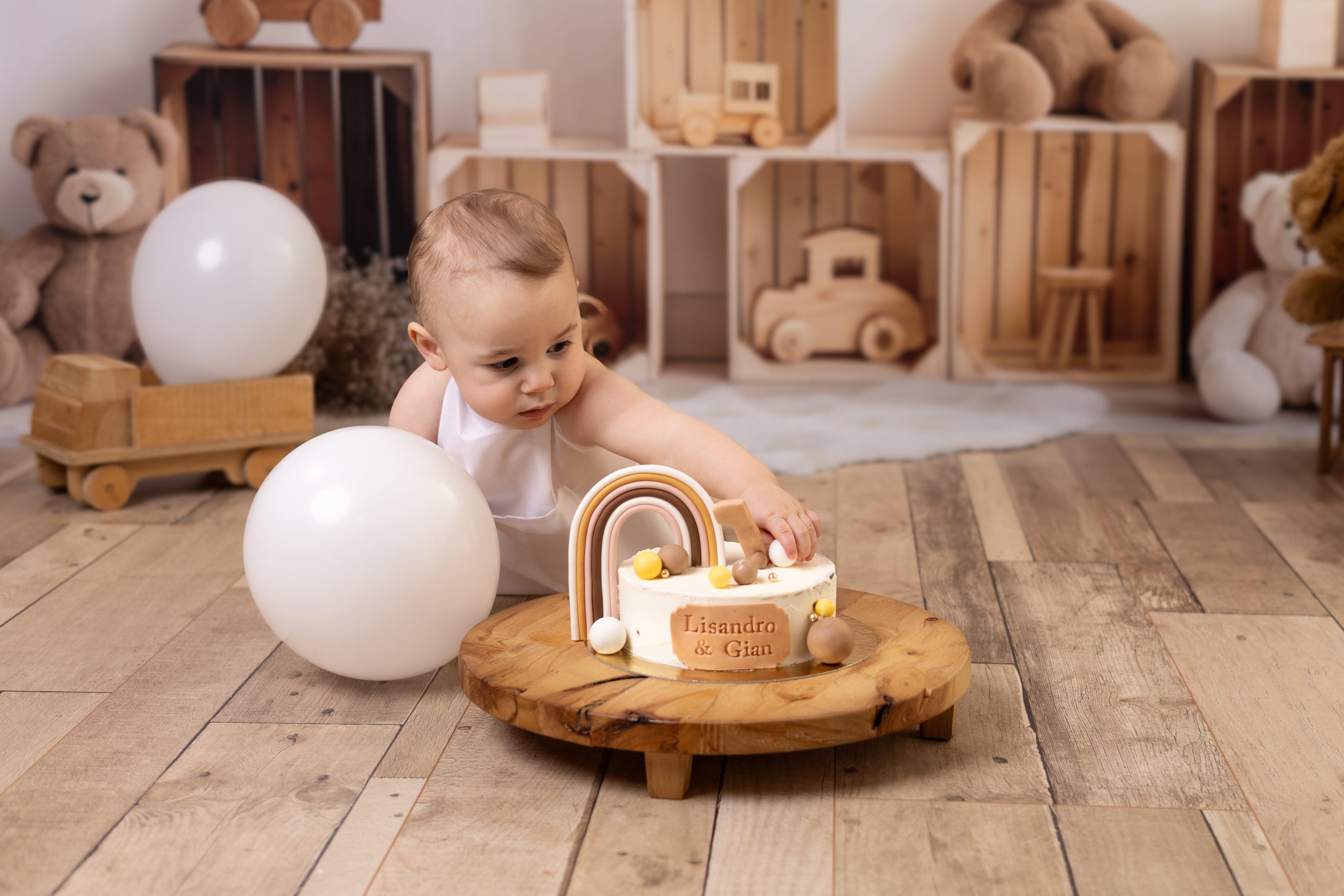 Smash the cake, premier anniversaire, josephine nicolle, jumeaux, gâteau, ballon