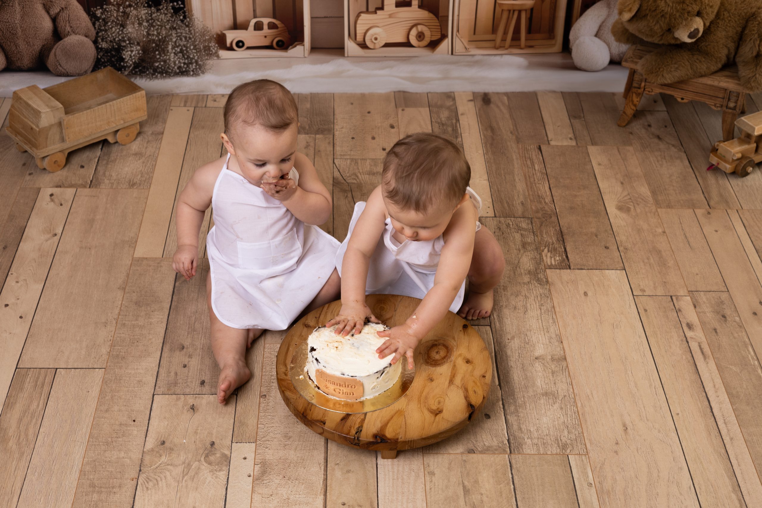 Smash the cake, premier anniversaire, josephine nicolle, jumeaux, gâteau, ballon